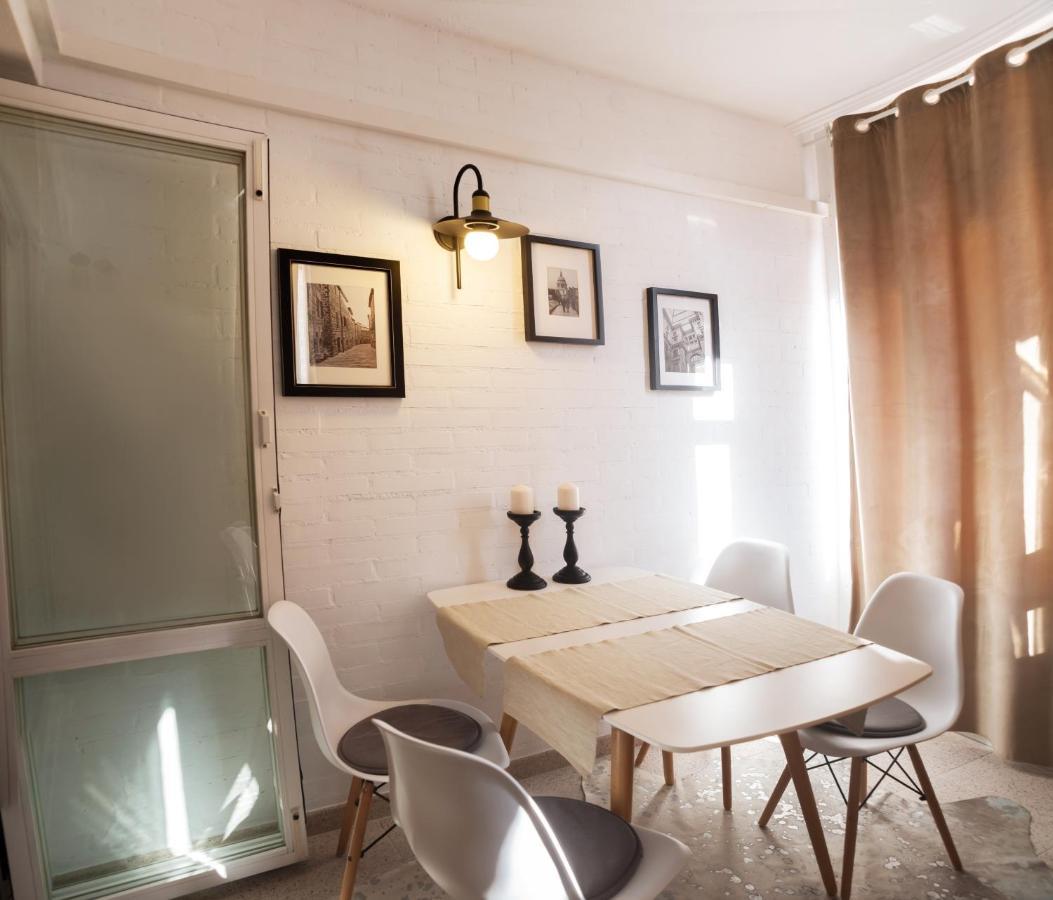 Holiday Studio Jardin Playa Torrevieja Bagian luar foto