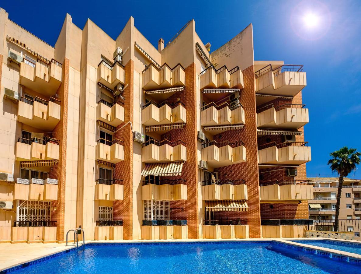 Holiday Studio Jardin Playa Torrevieja Bagian luar foto